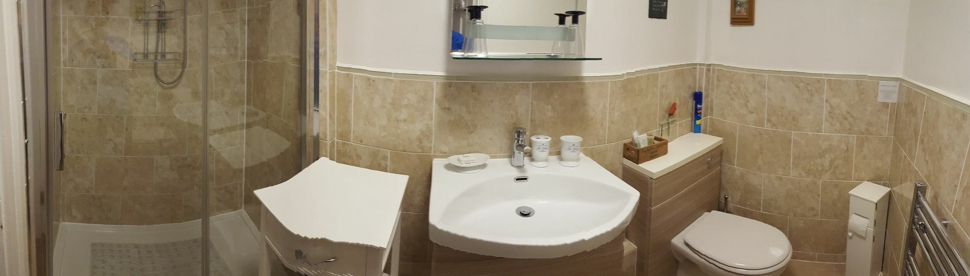 White Guest House Bath Buitenkant foto